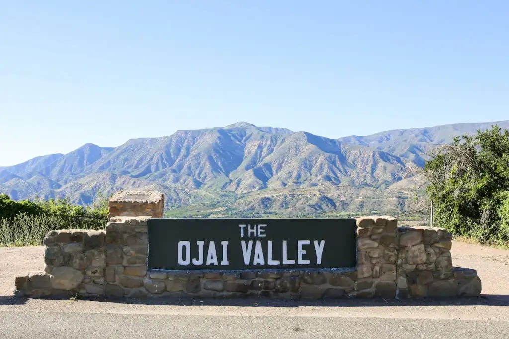 Rosie Taxi Cab Ojai provides reliable airport transportation to LAX, Burbank Airport, Santa Barbara Airport SBA, and many other destinations