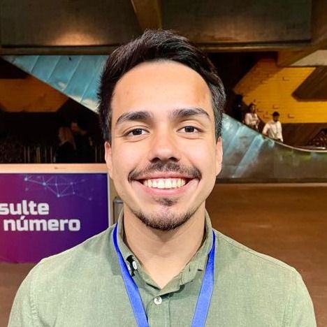 Dr. Lucas Antequera
