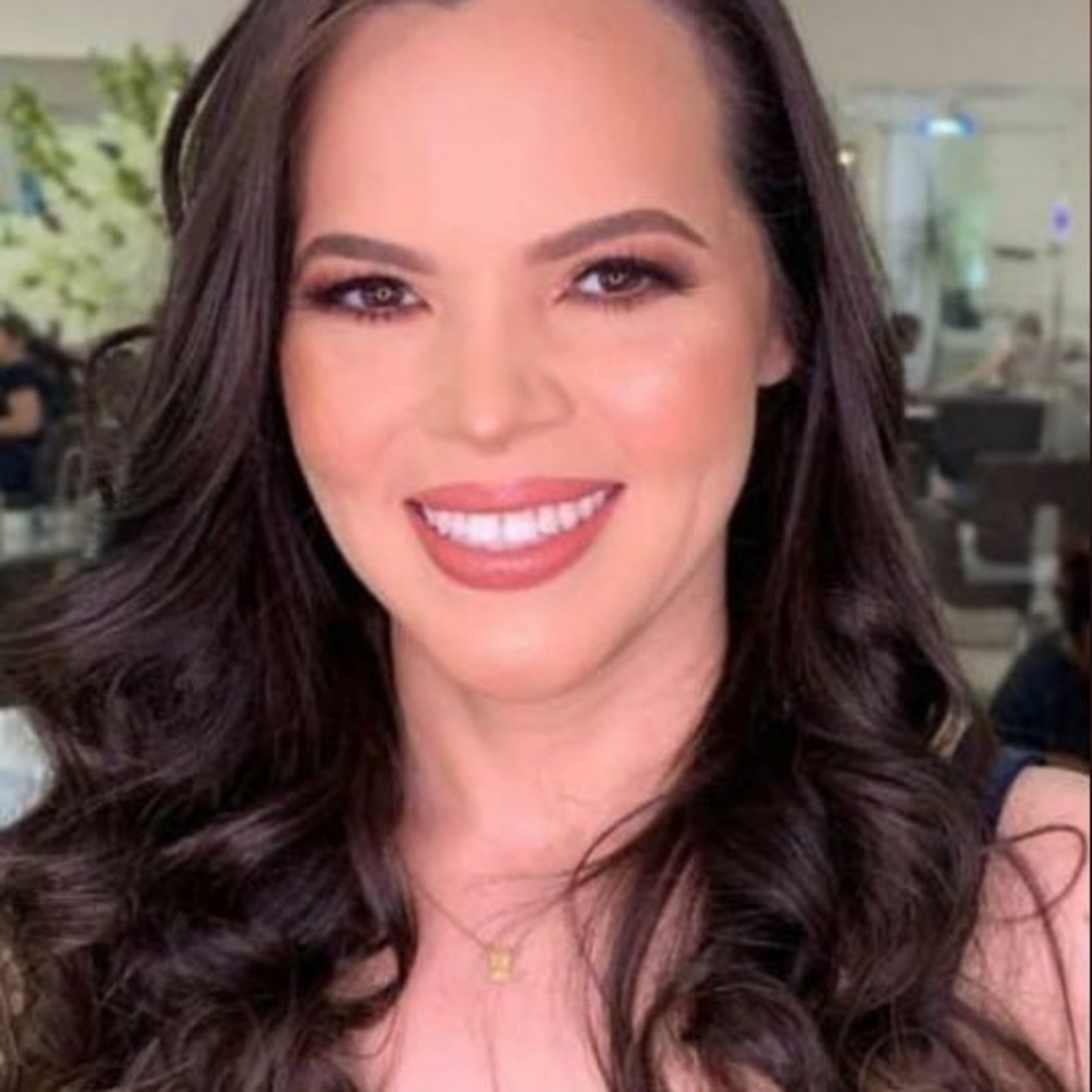 Dra. Janaina Lago