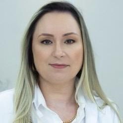 Dra. Thaisa Kowalski