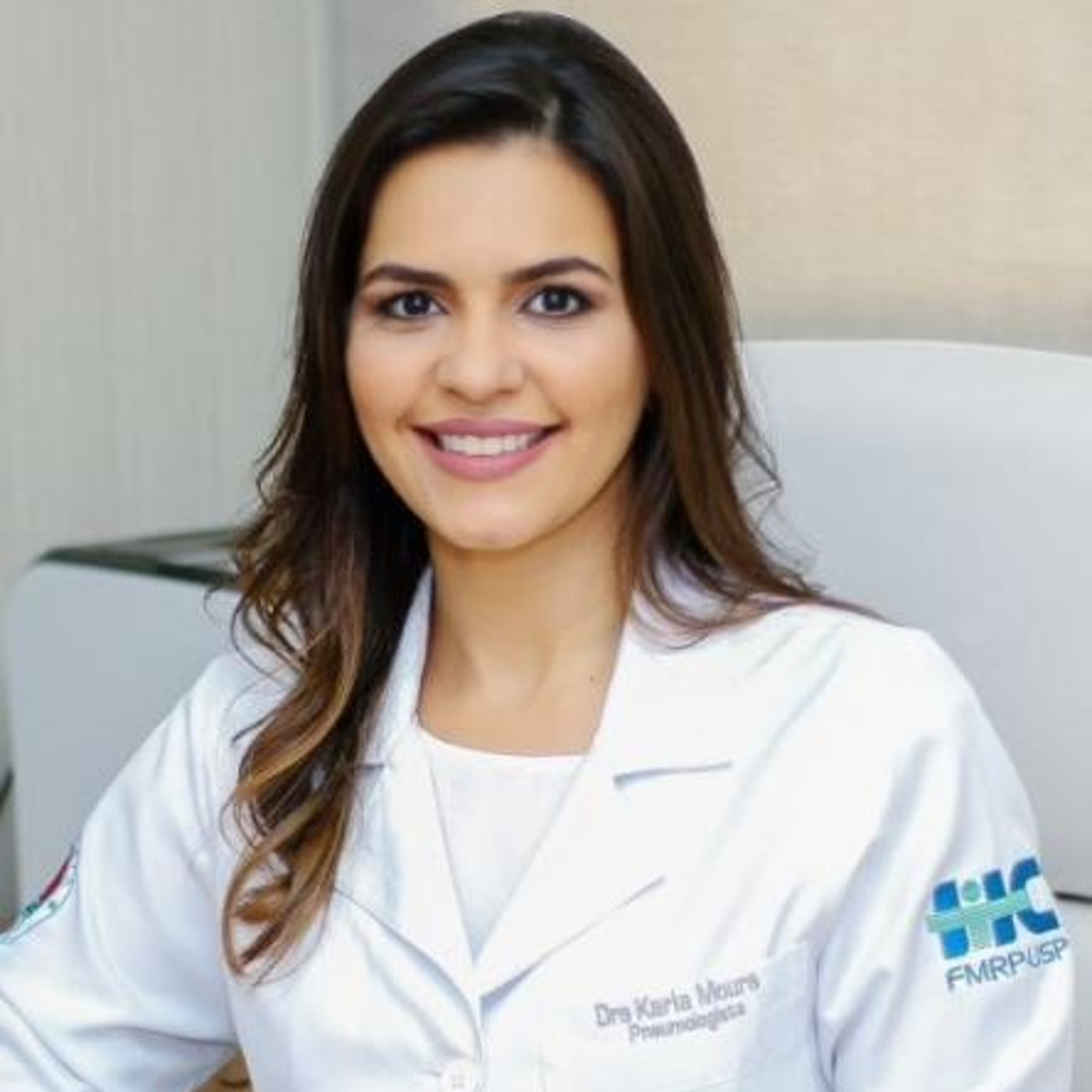 Dra. Karla Moura