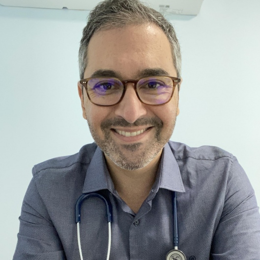 Dr. Denis Abrahão
