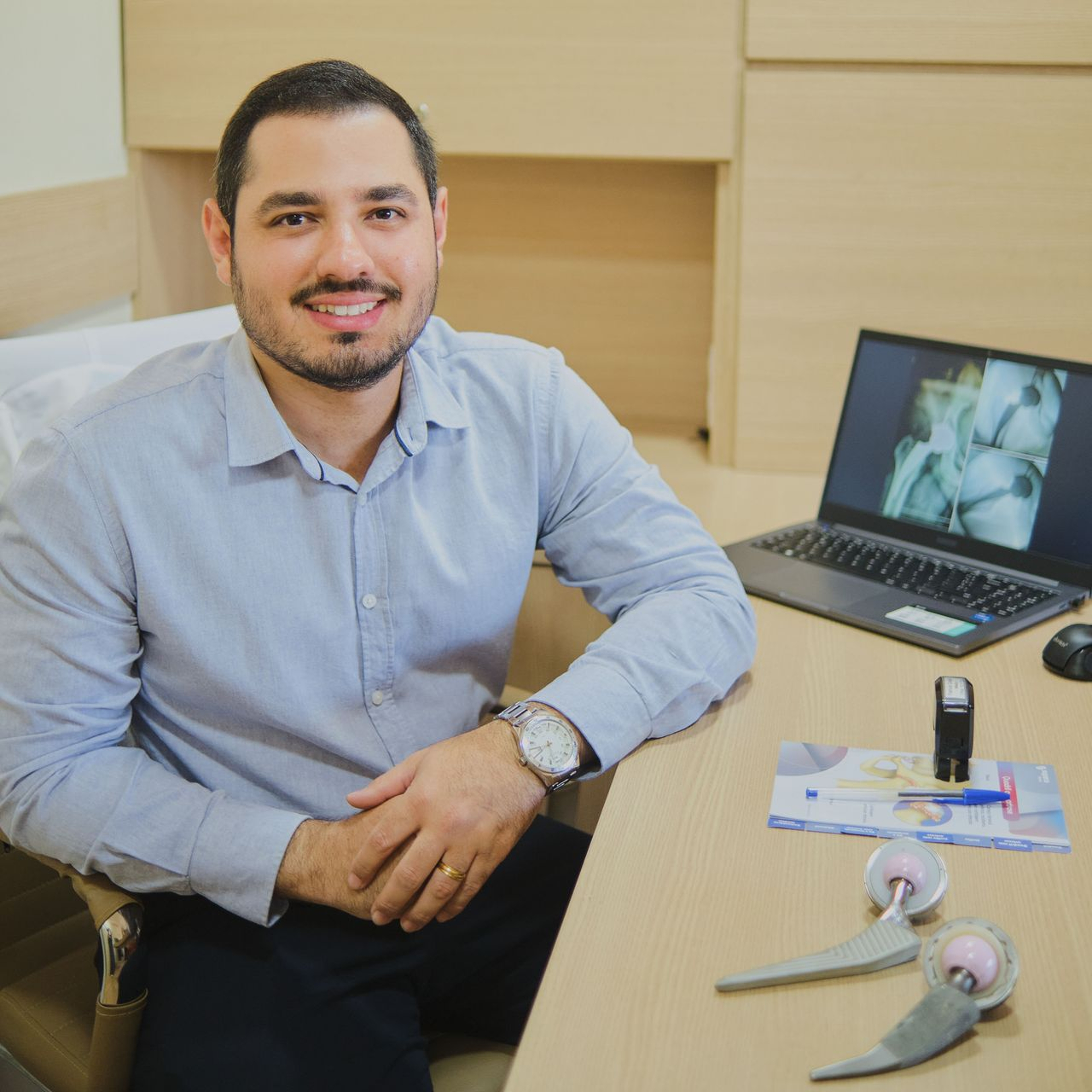 Dr. Matheus Sá