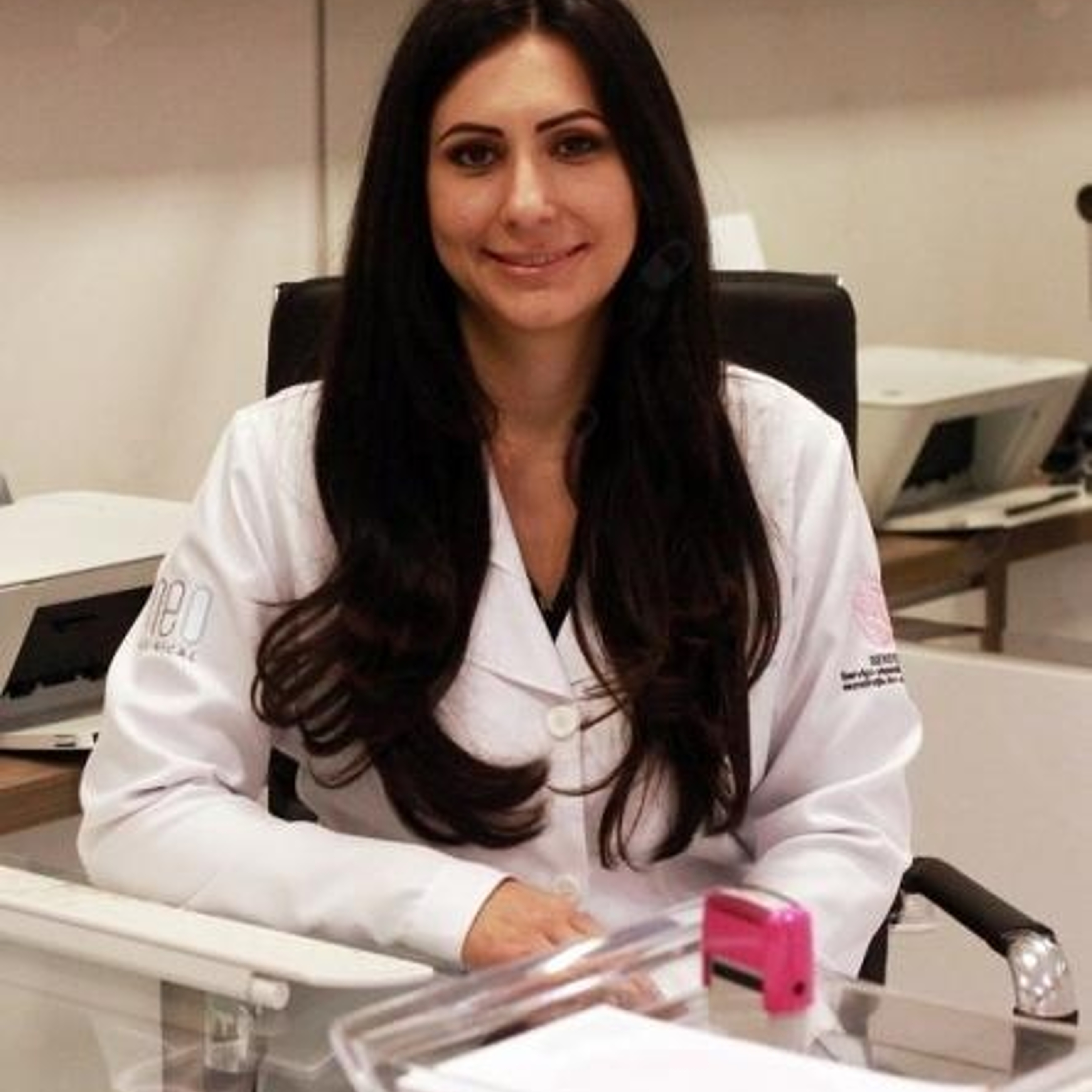 Dra. Cristiane Engel