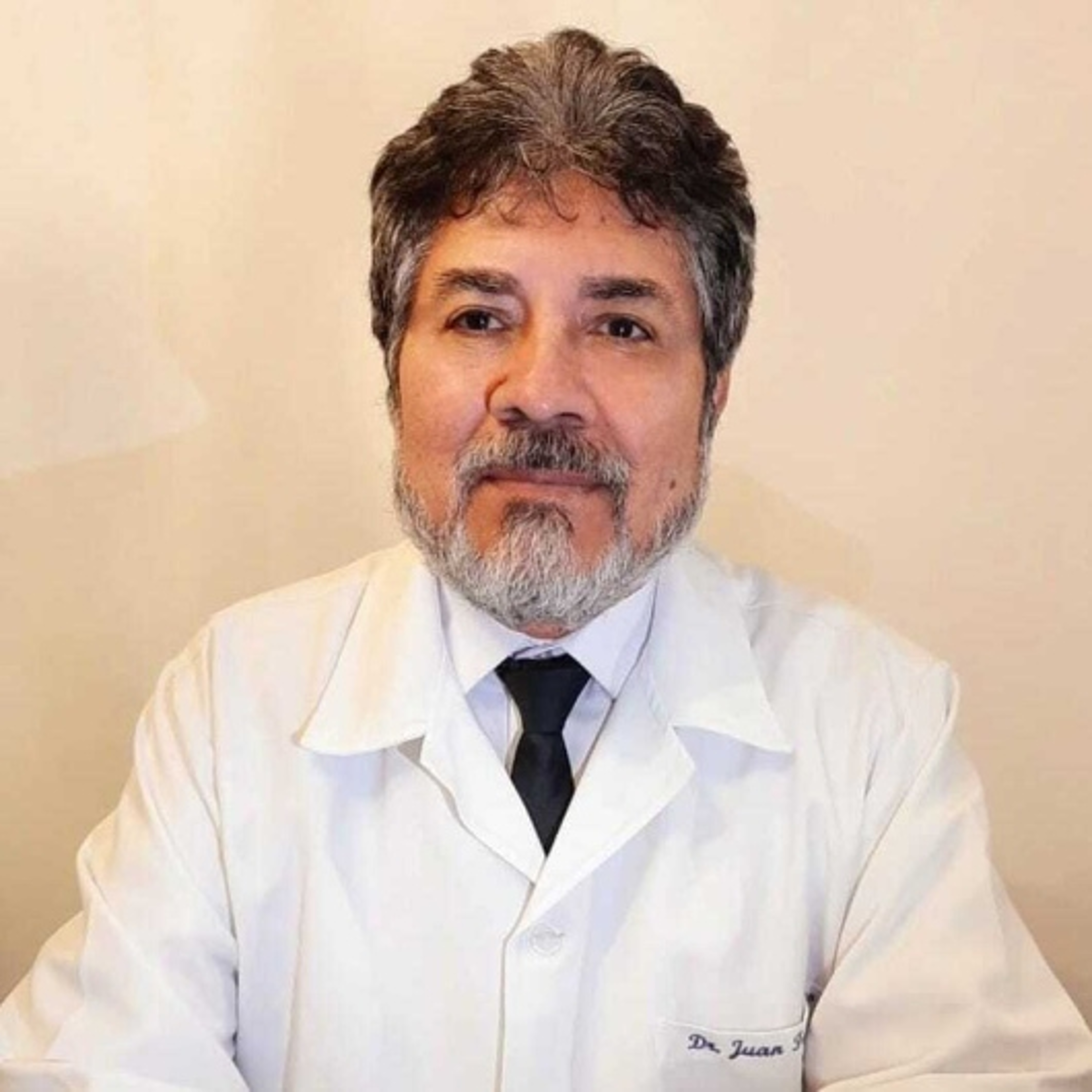 Dr. Juan Fernandez