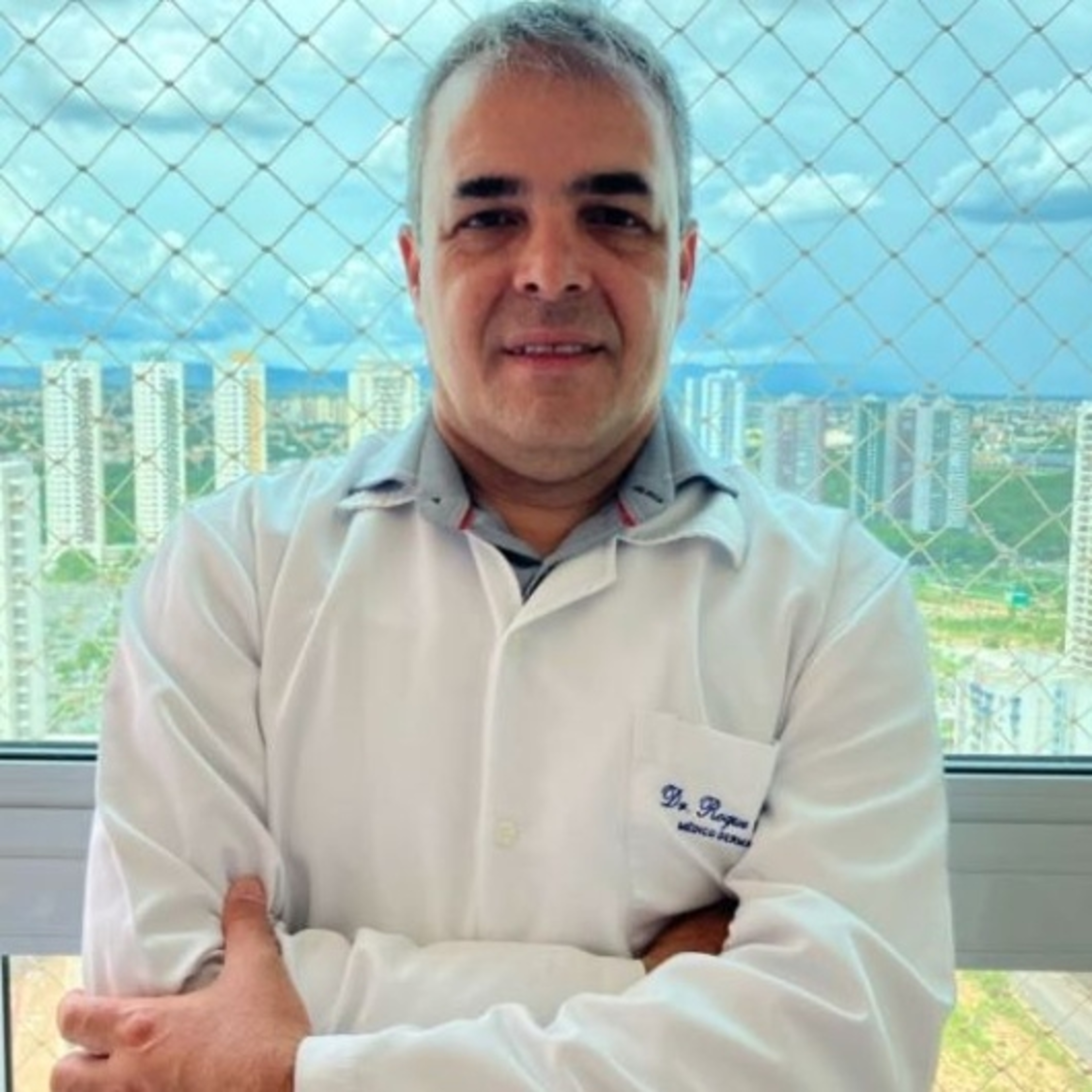 Dr. Roque Oliveira