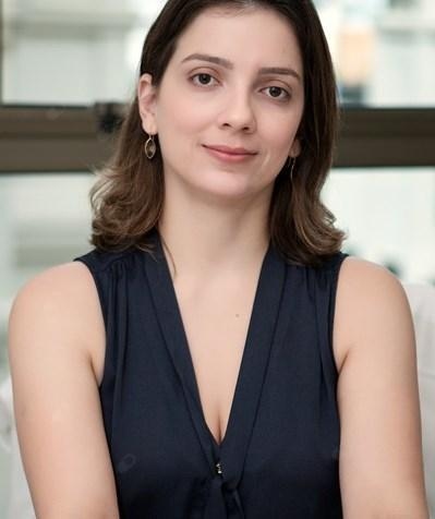 Dra. Laira Vidal