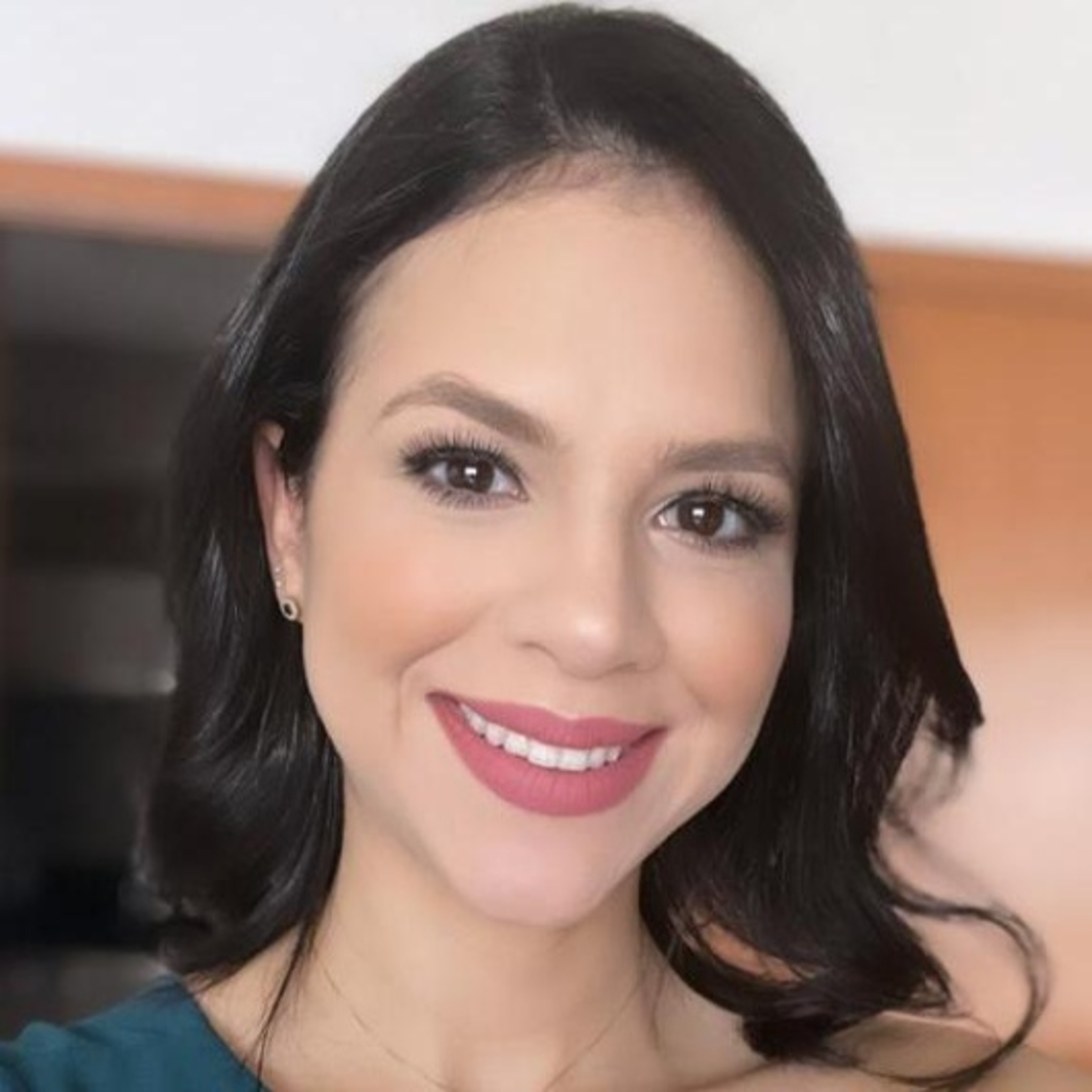 Foto de Dra. Fernanda Oliveira