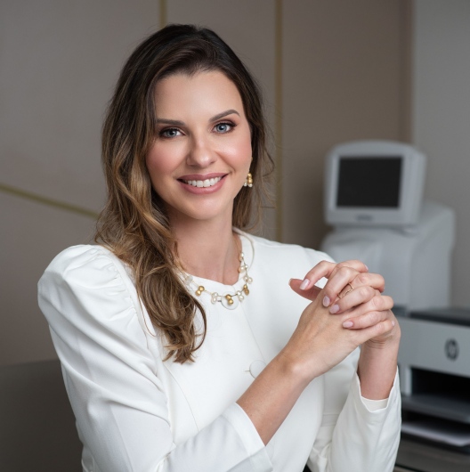 Dra. Juliana Linhares