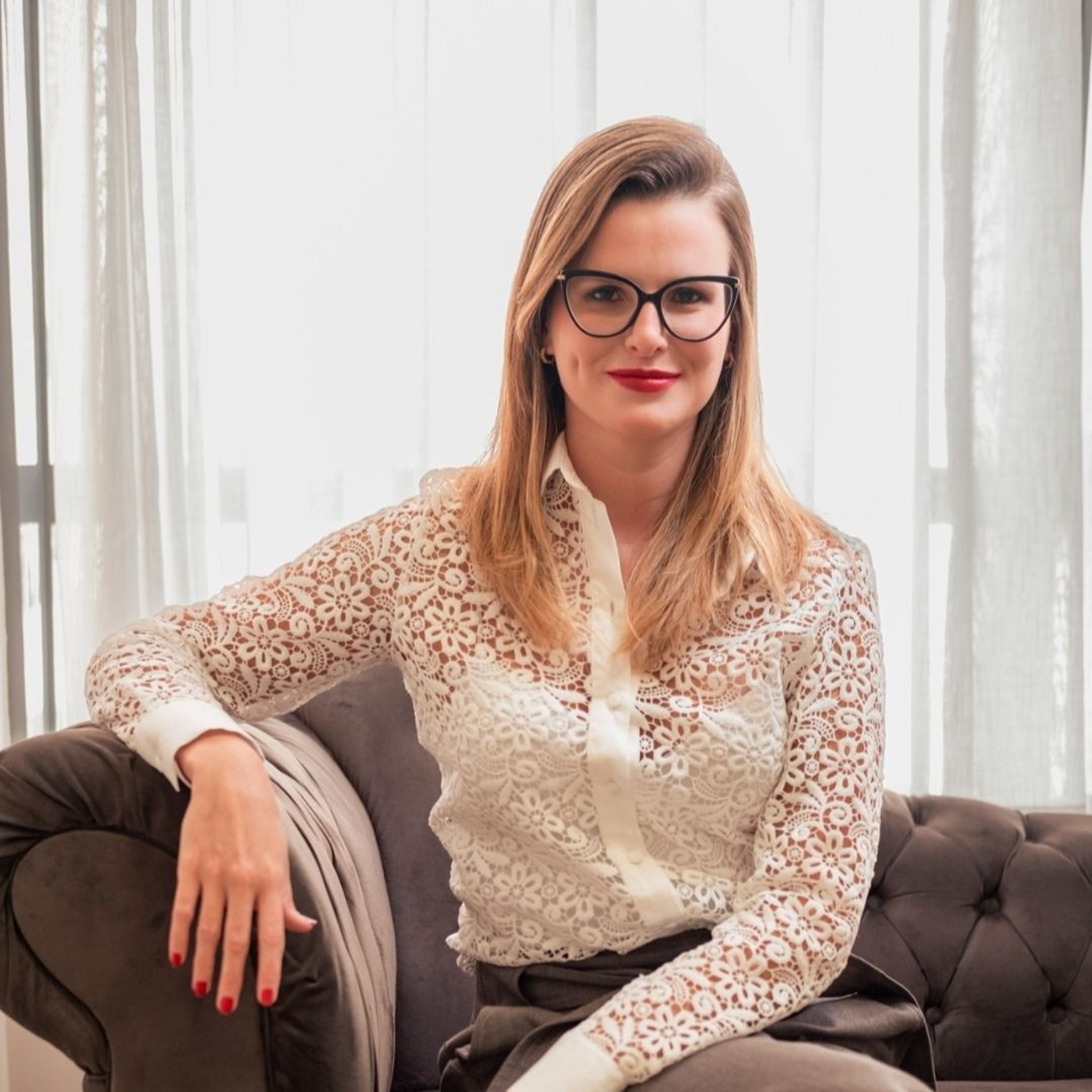 Dra. Bruna Smaniotto