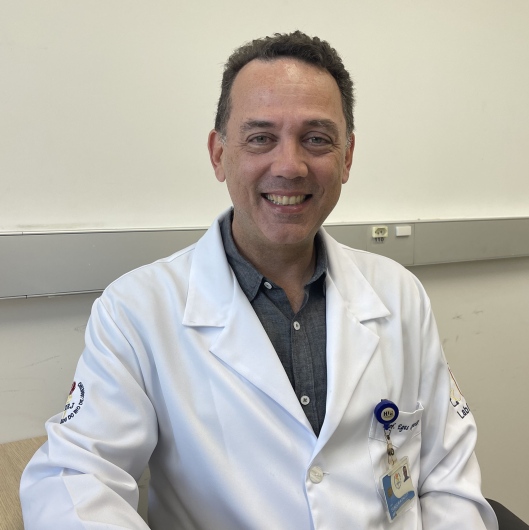 Dr. Egas Caparelli