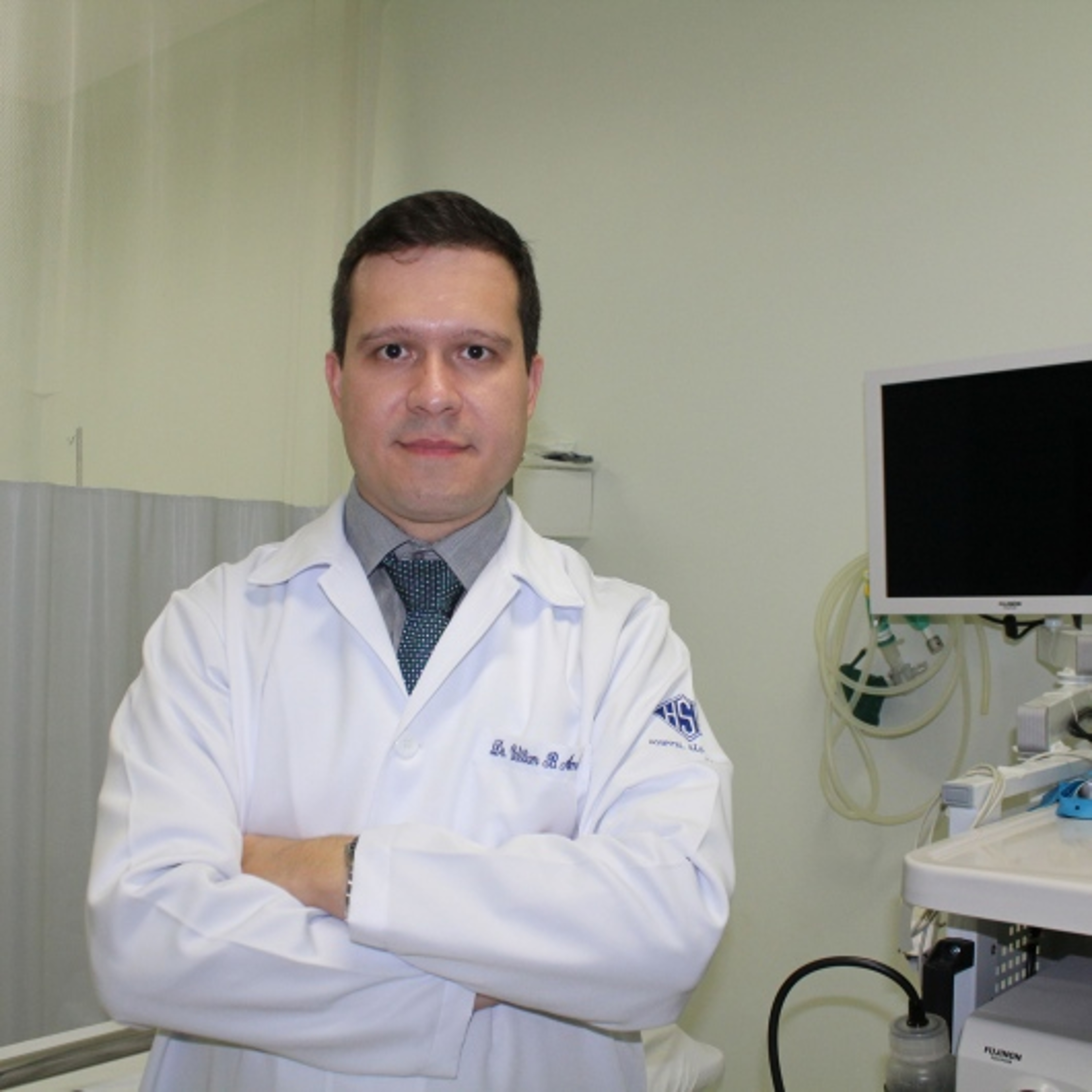 Dr. William Bento