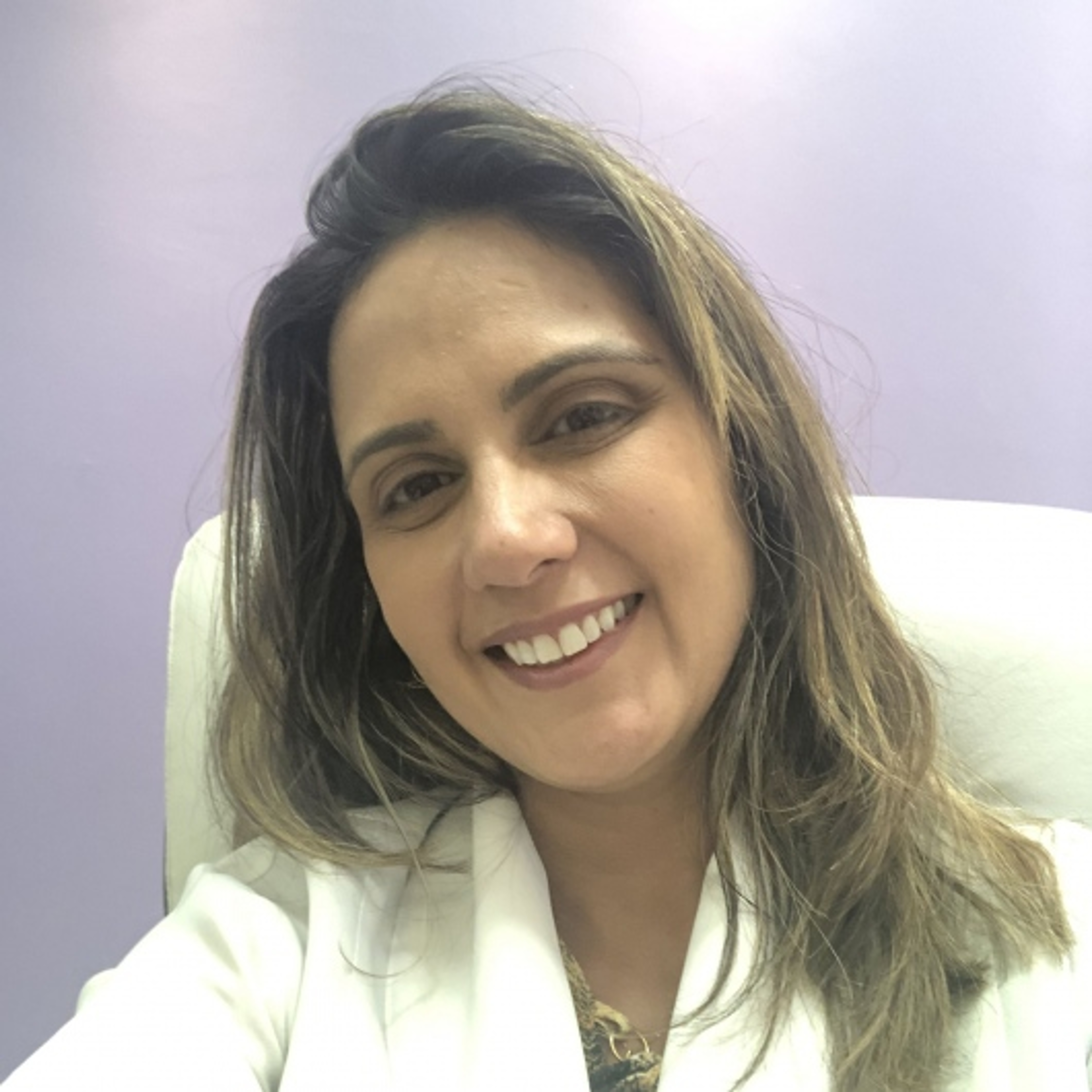 Dra. Karine Miranda