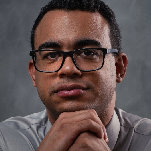 Dr. David Márcio