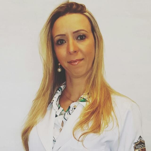 Dra. Maitê D.