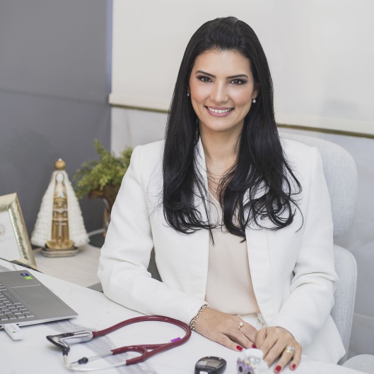 Dra. Tamires Pires