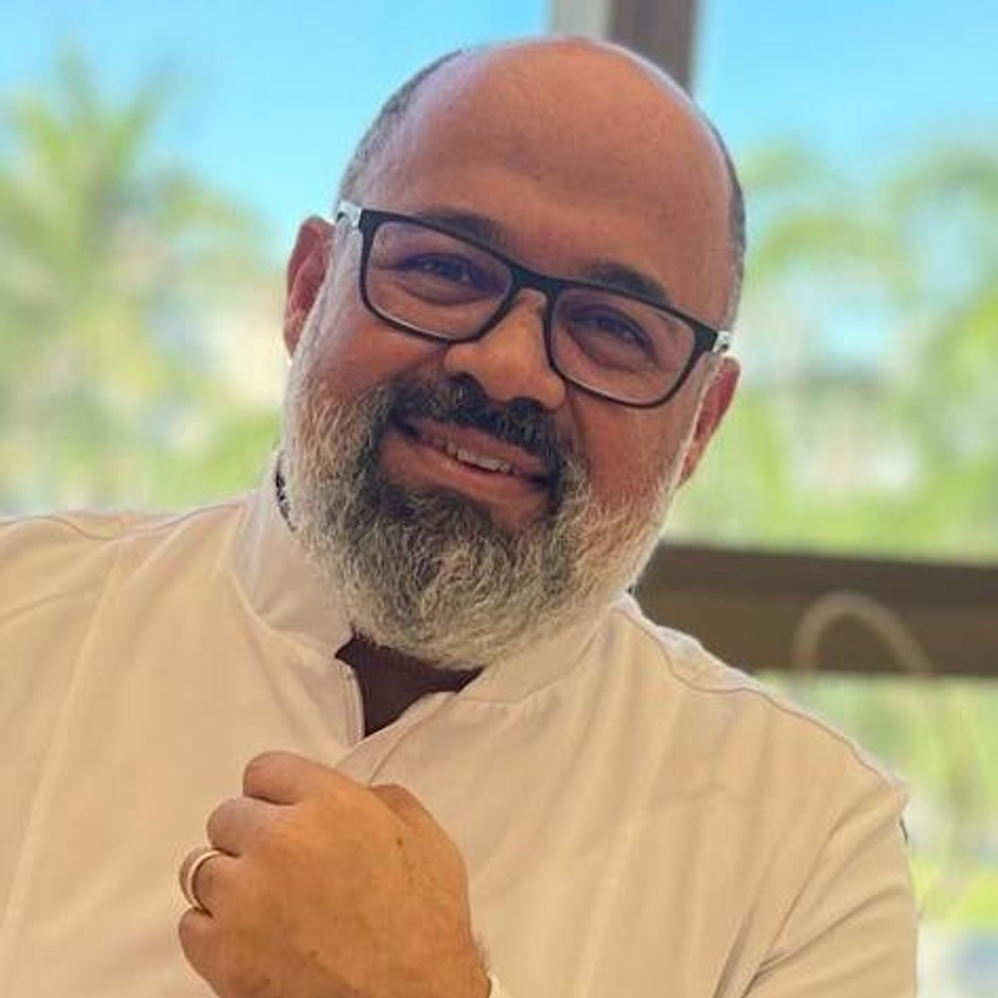 Dr. Rossy Moreira