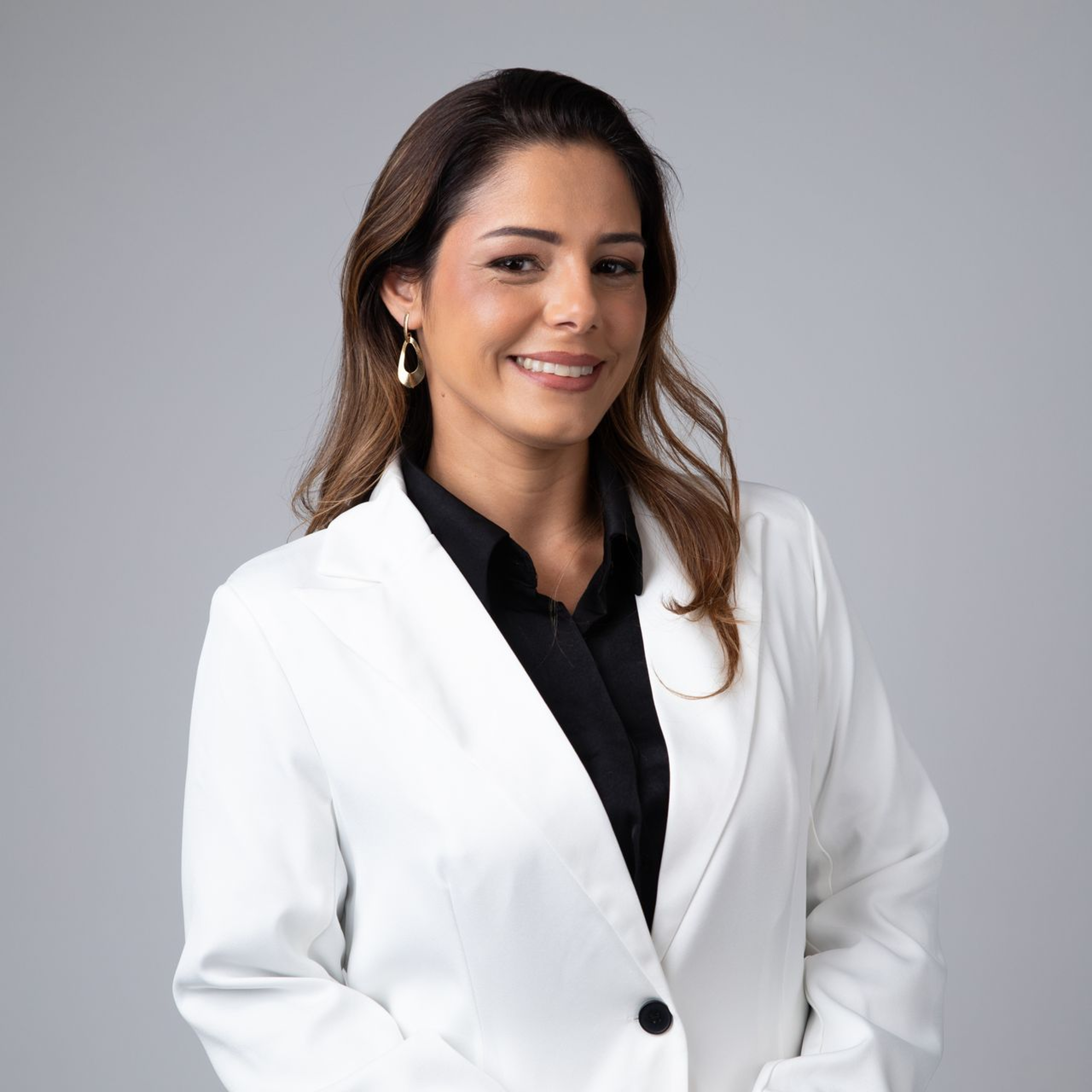 Dra. Lorena Gomes