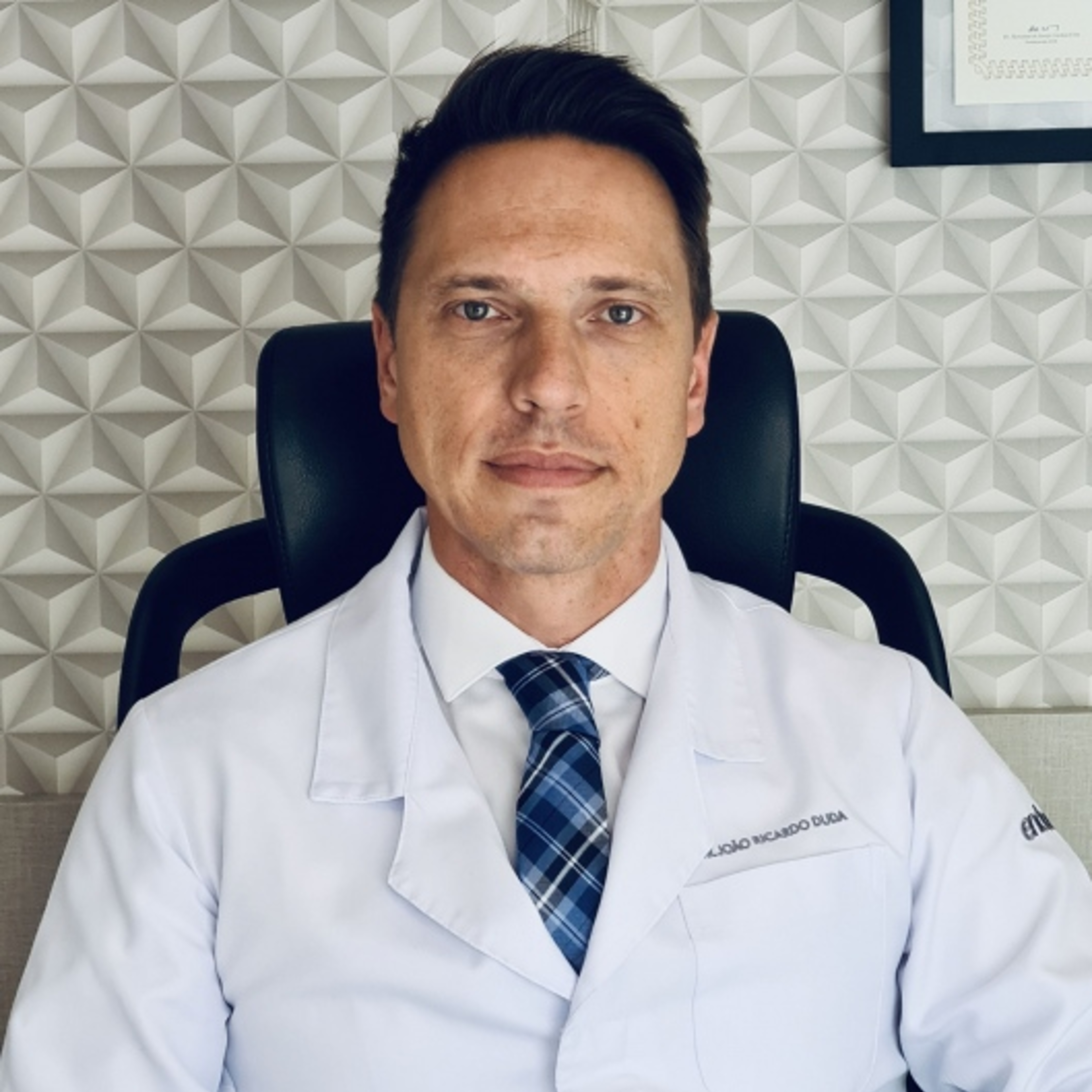 Dr. João Ricardo