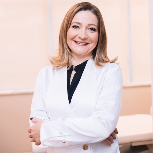 Dra. Julia Almeida