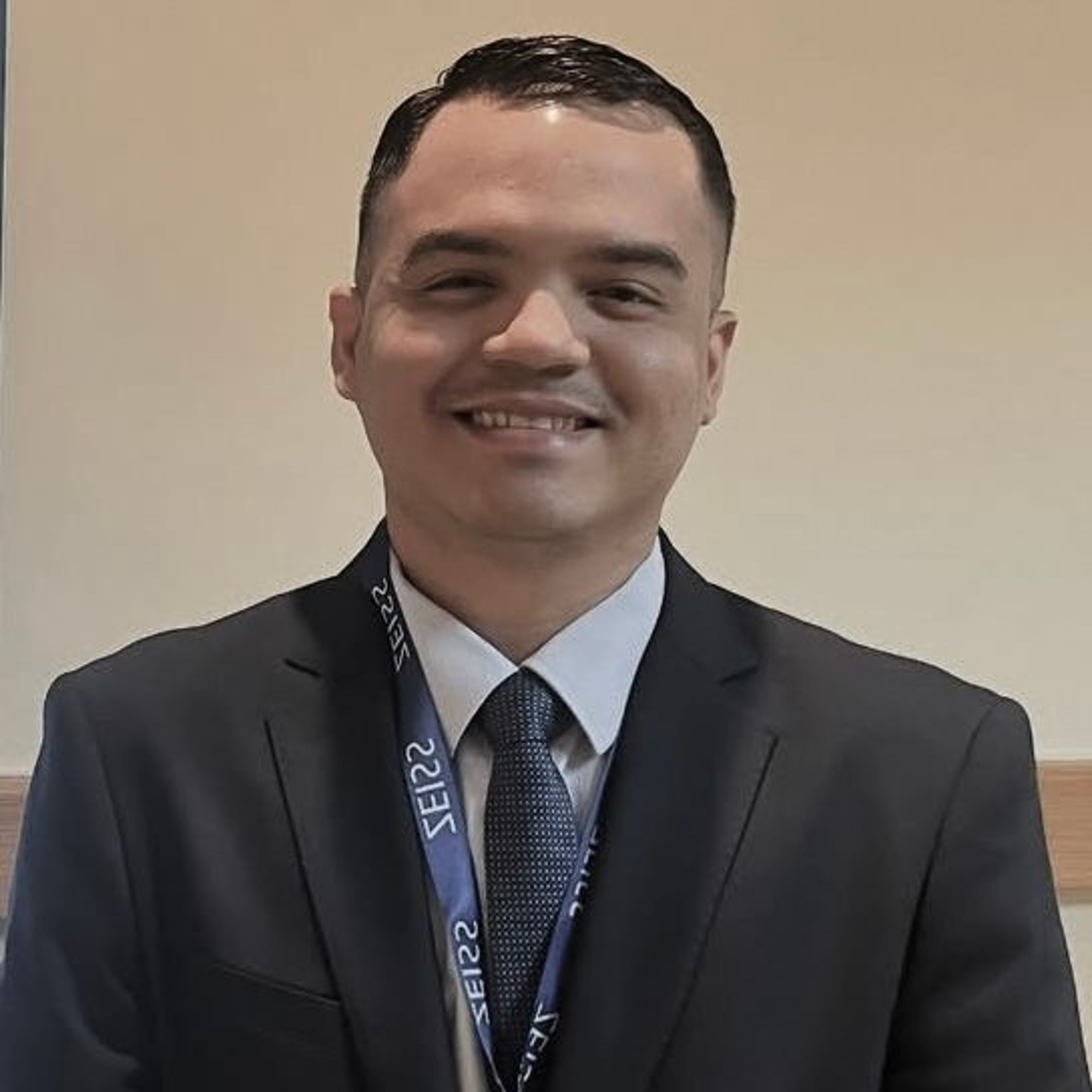 Dr. Davi Pereira