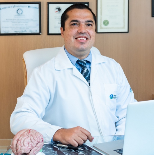 Dr. Gustavo Augusto
