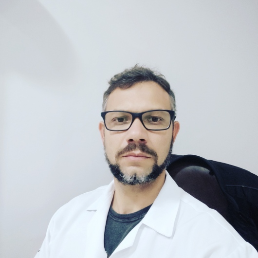 Dr. Rodrigo Andrade