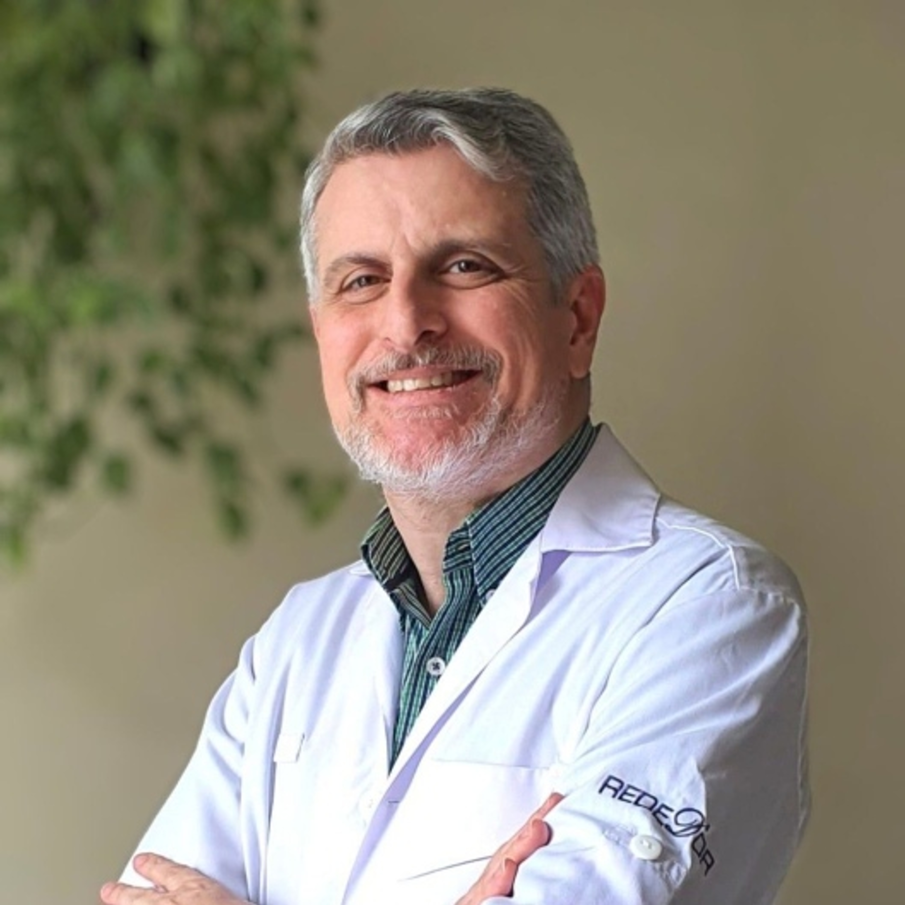 Dr. Marcus Vinicius