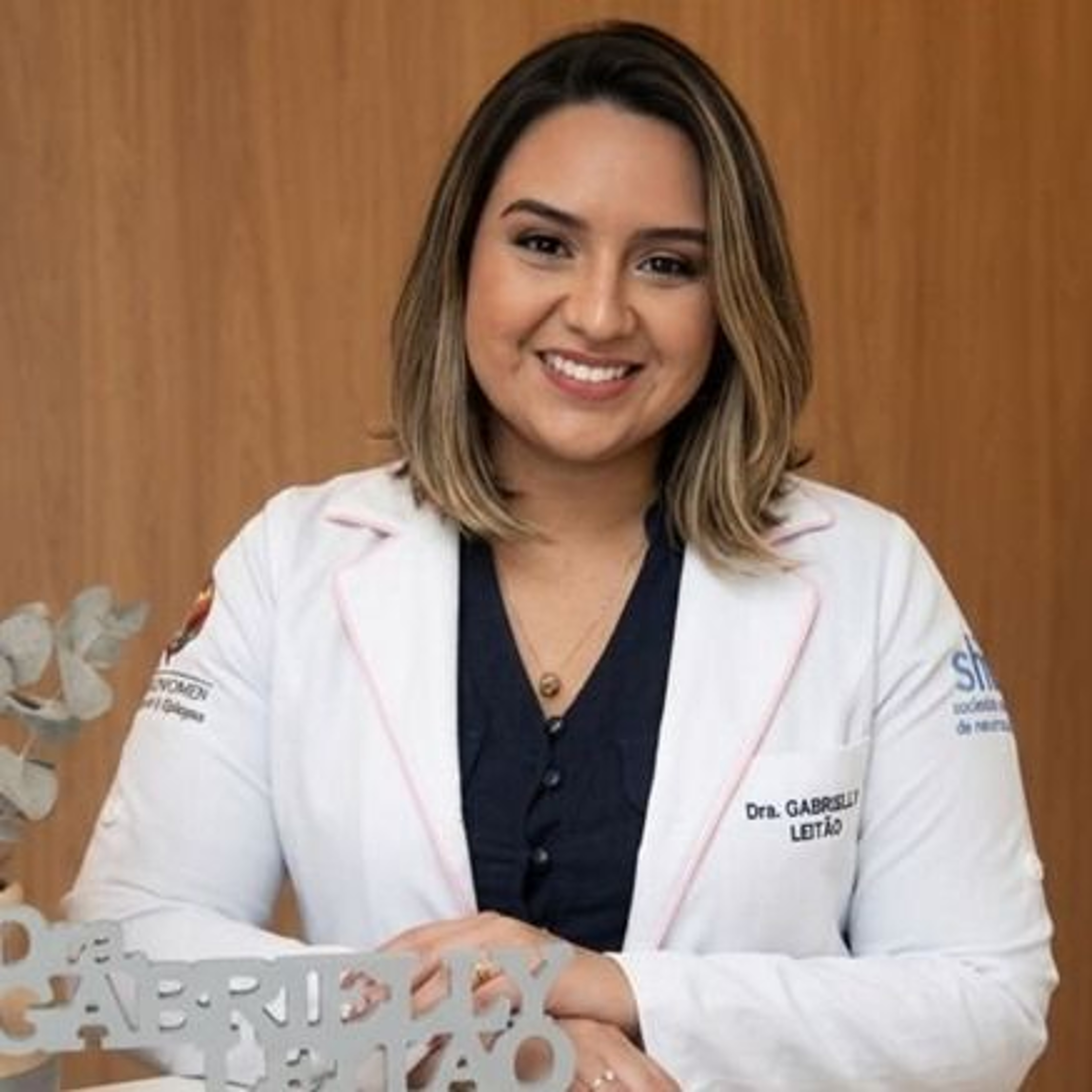 Dra. Gabrielly Leitão