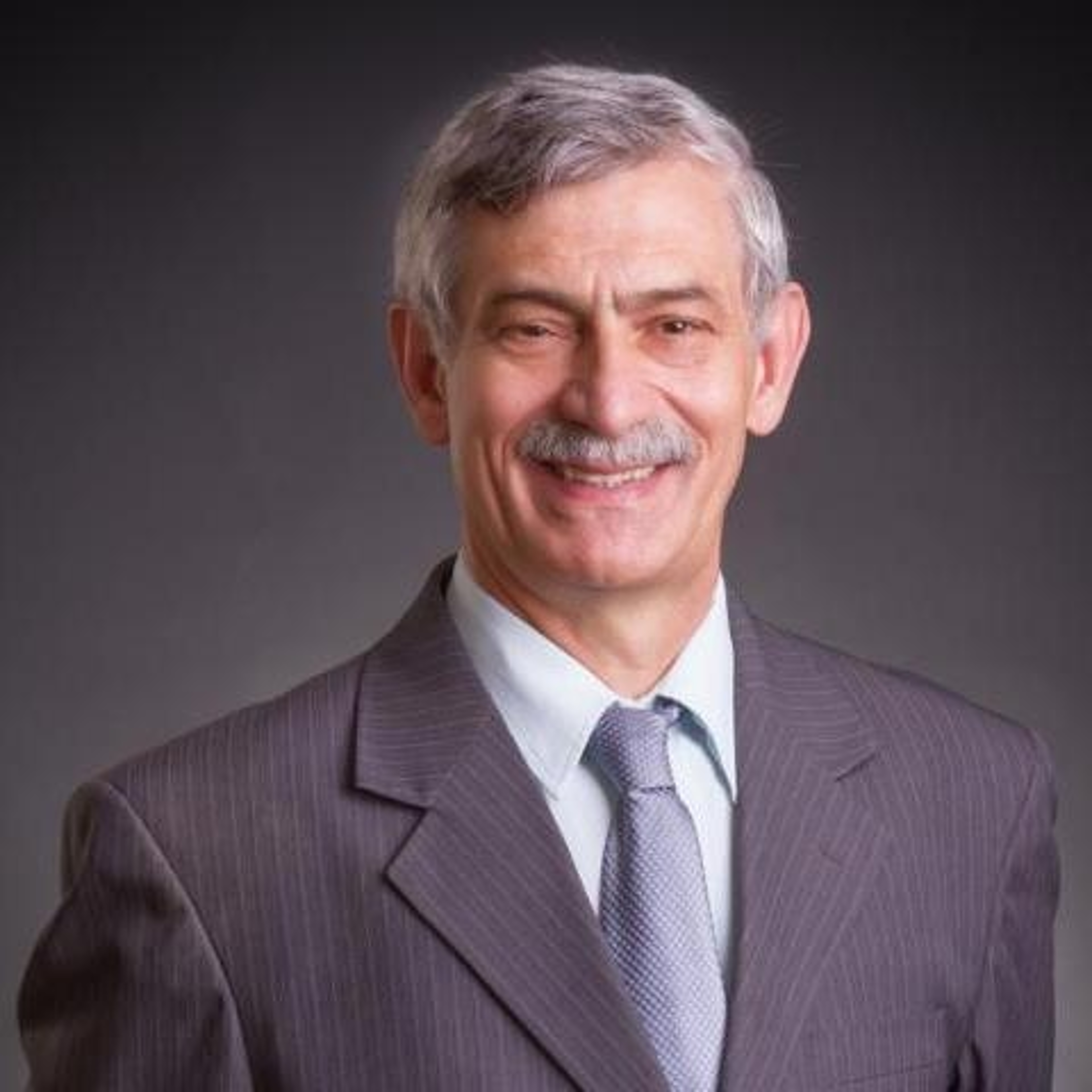 Dr. Laurindo Moacir