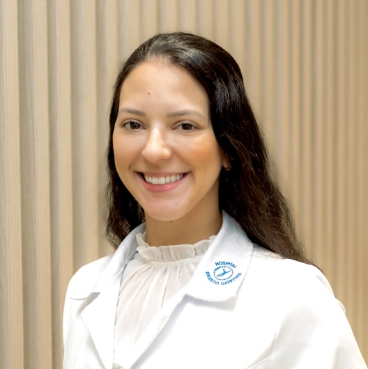 Dra. Giovanna Lopes