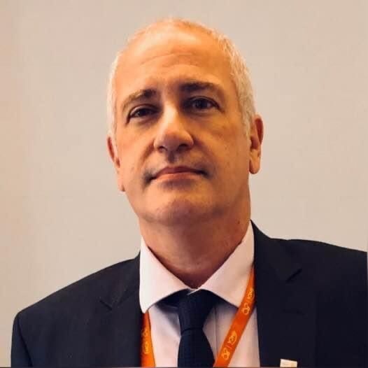 Dr. Marcelo Bello