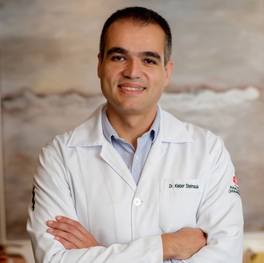 Dr. Kleber Stelmasuk