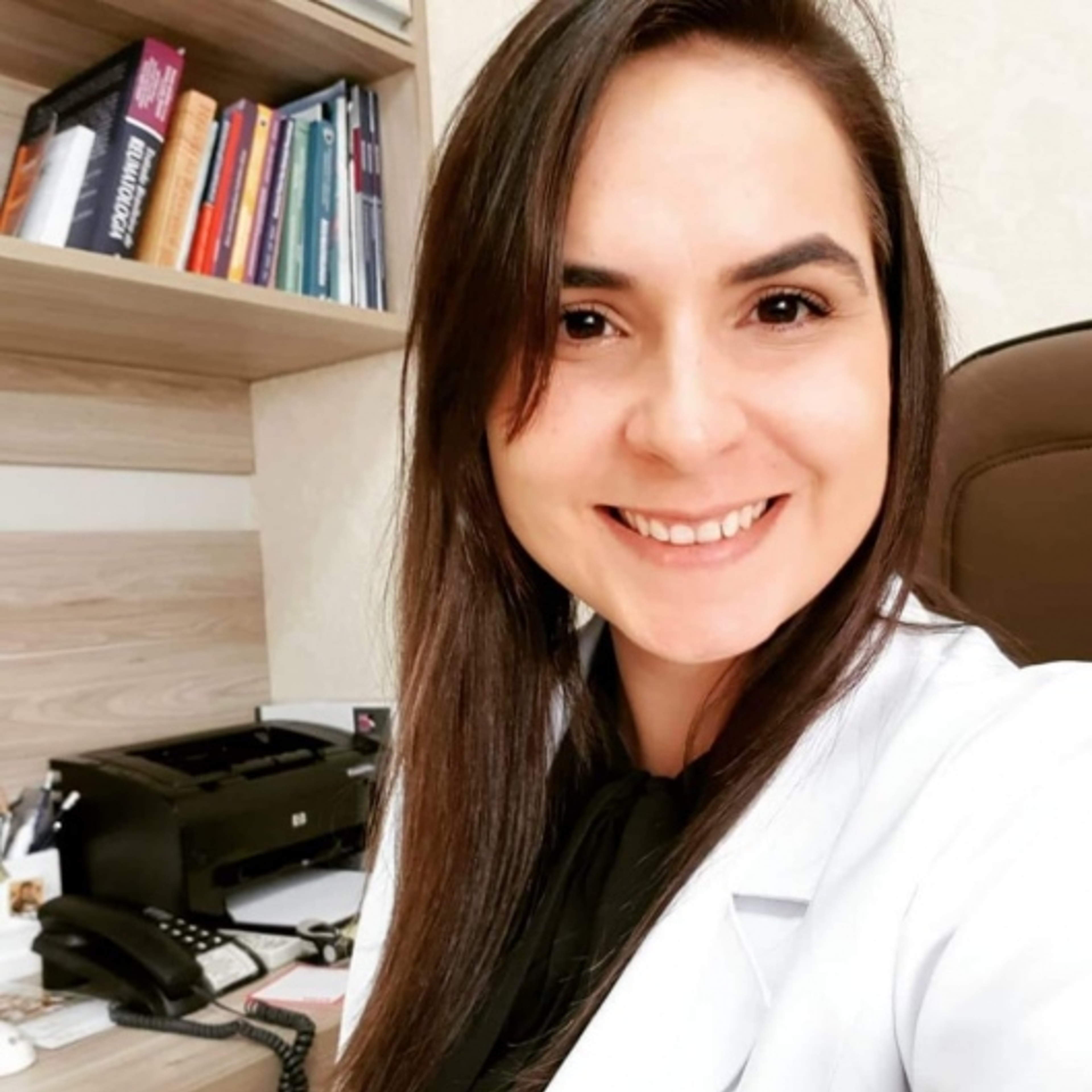 Dra. Ana Carolina