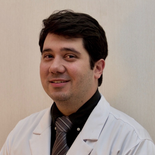 Dr. Daniel Cezar