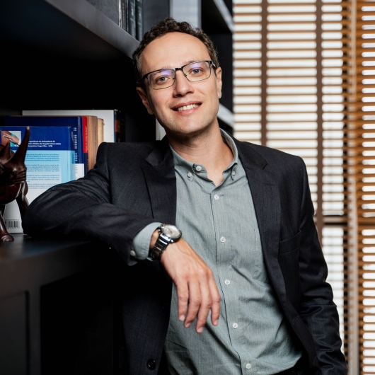 Dr. Felipe Gonçalves