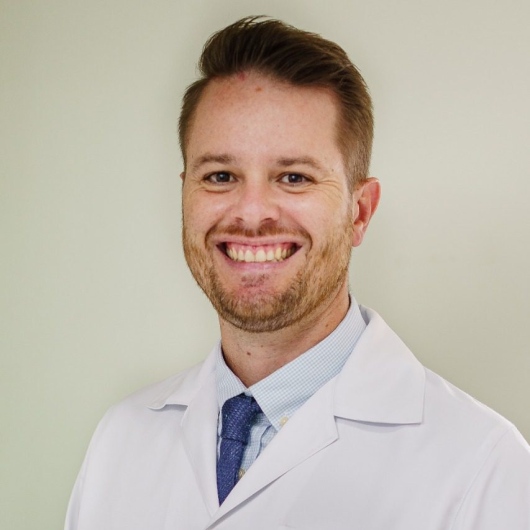Dr. Felipe Alves