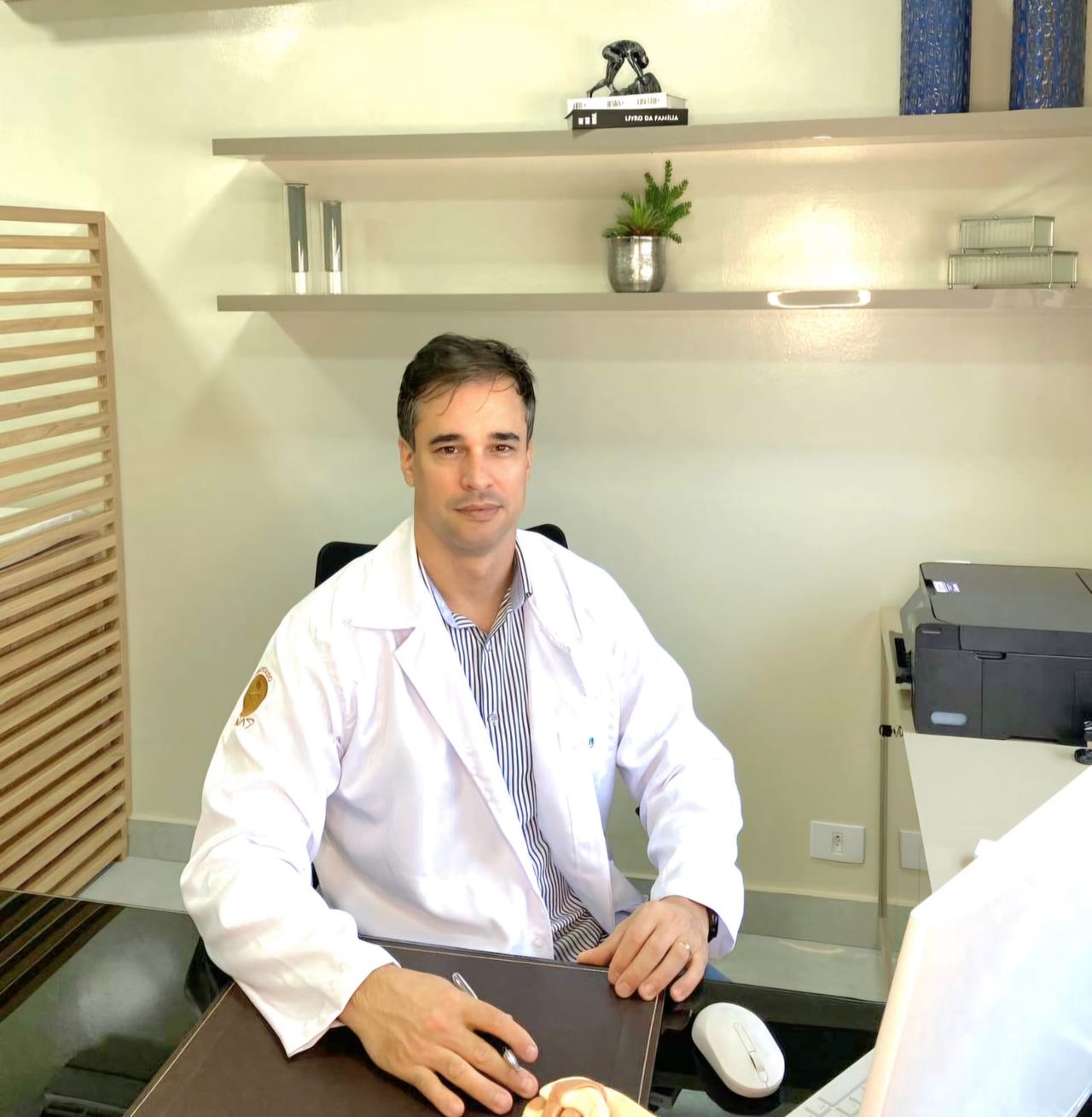 Dr. Rogerio Padovani
