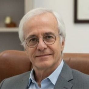 Dr. Roberto Bronze
