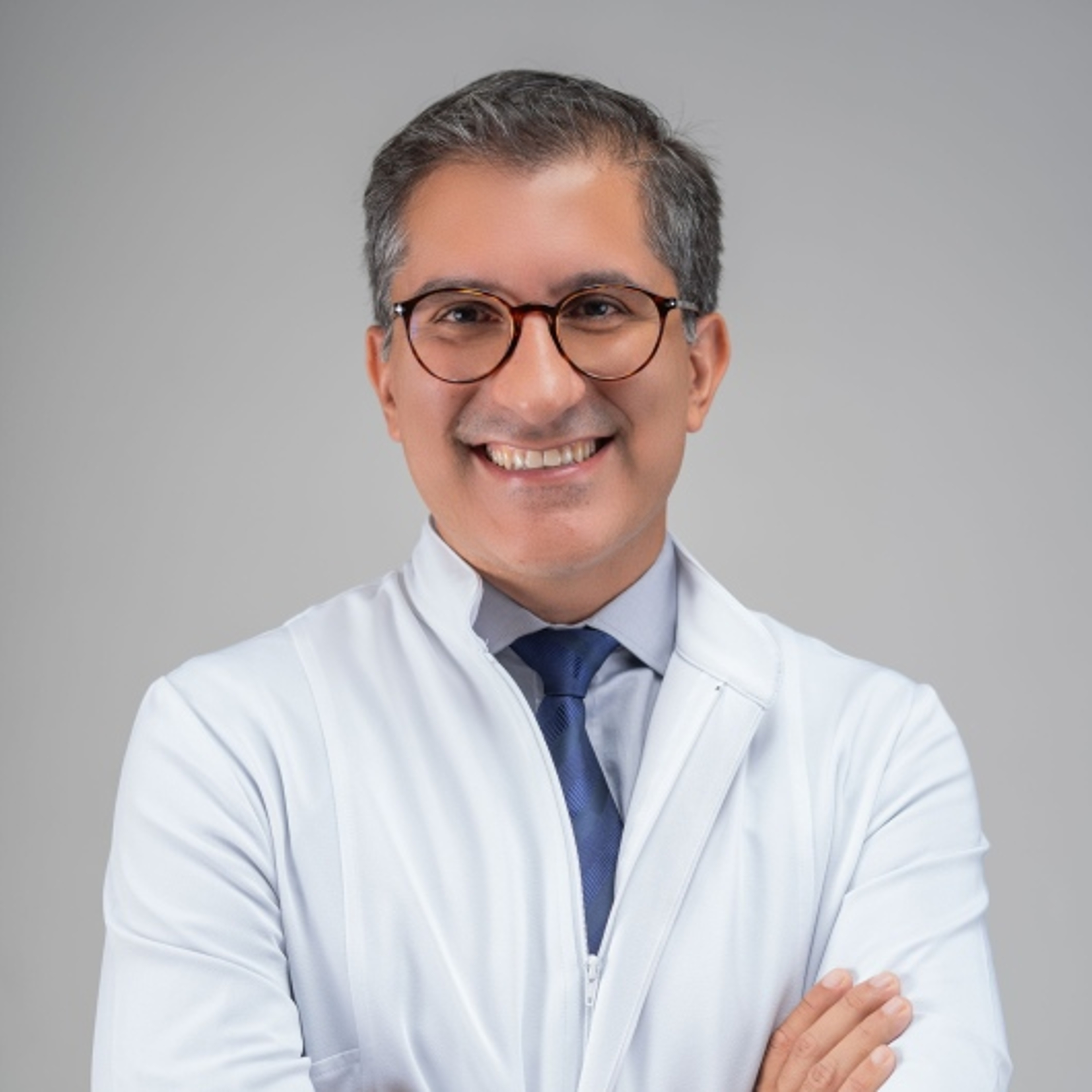 Dr. Walter Peres