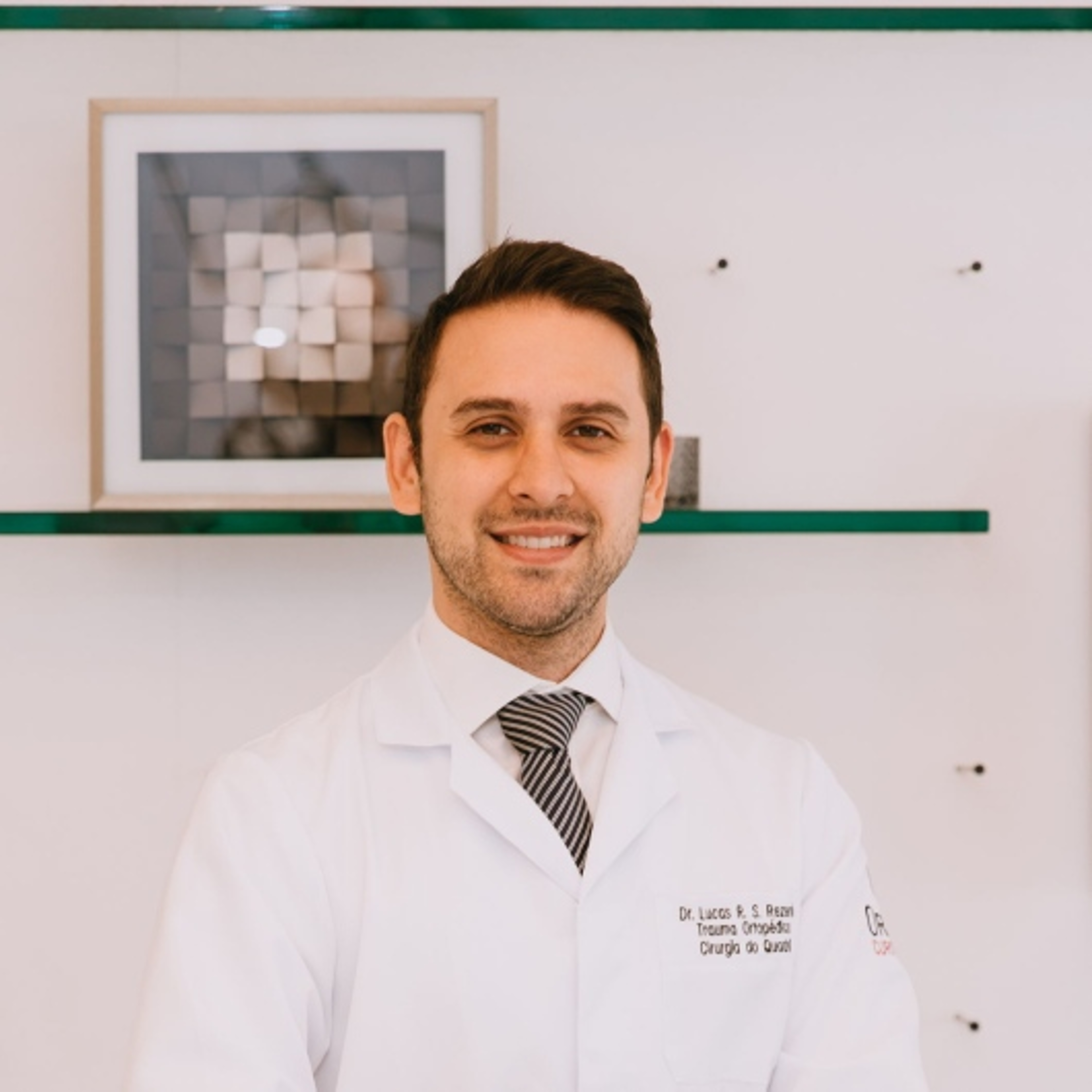 Dr. Lucas Romano