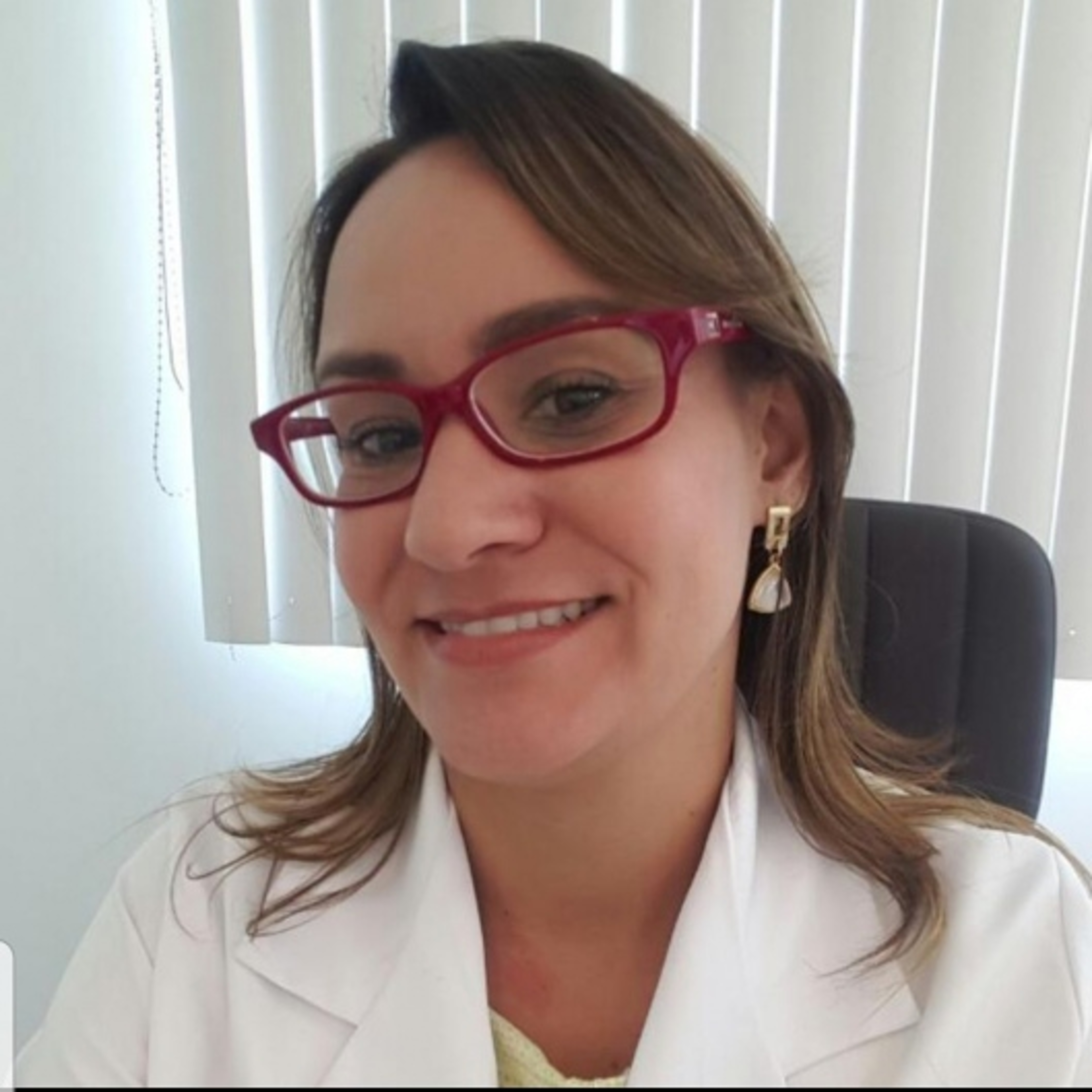 Foto de Dra. Ingrid Mariz
