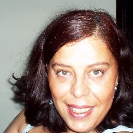 Psi Adriana Roque
