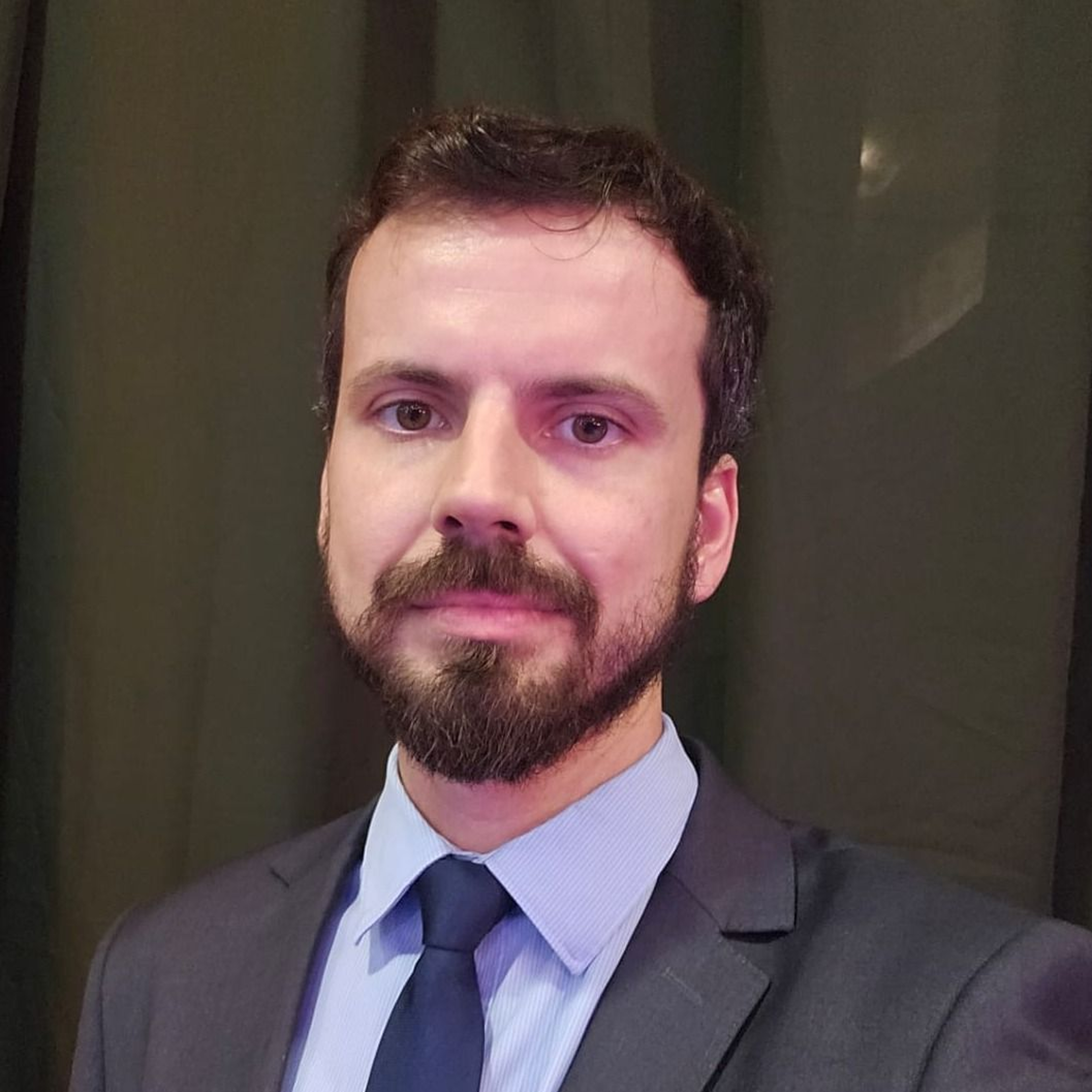 Dr. Bruno Celinski