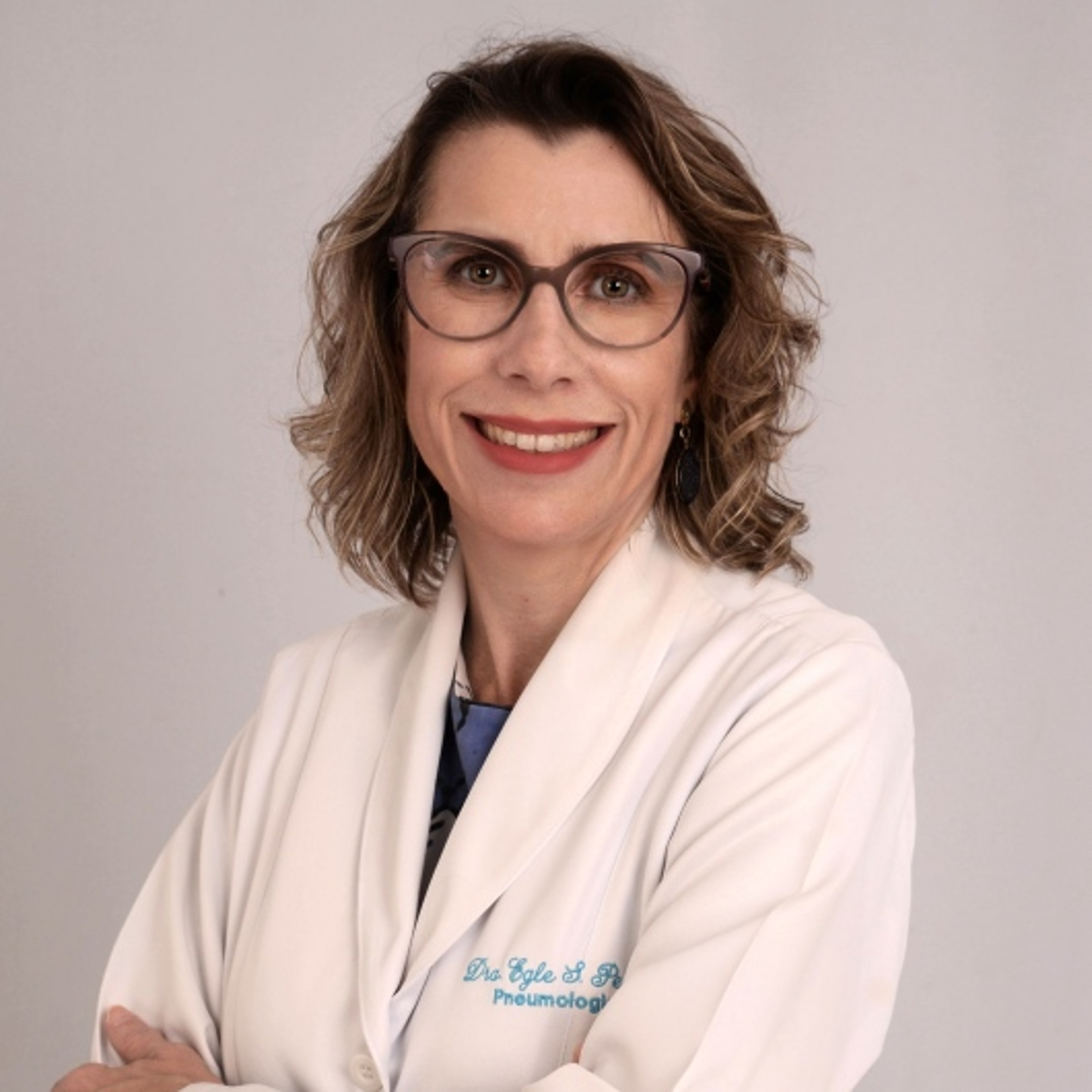 Dra. Egle Sousa