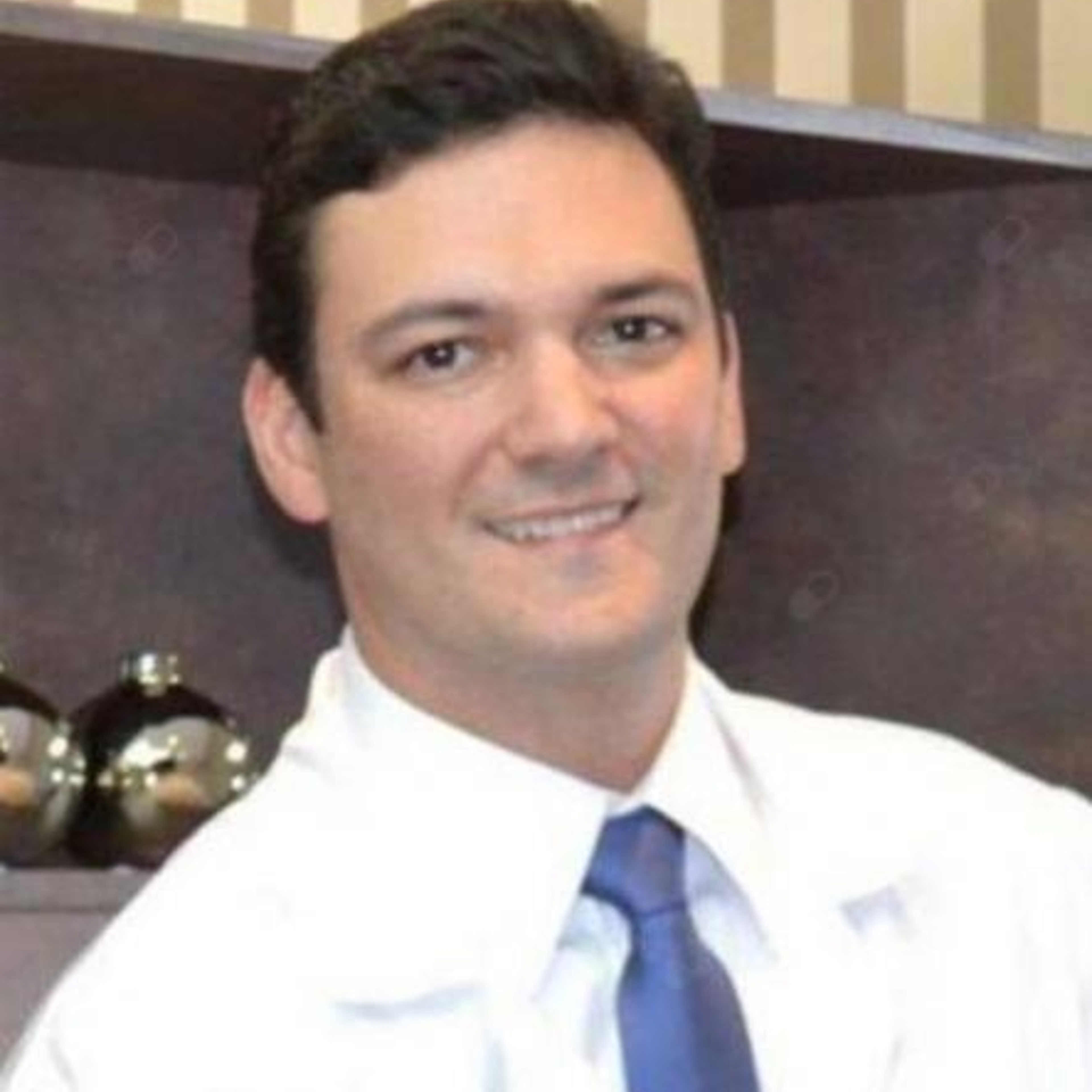 Dr. Davi Calixto
