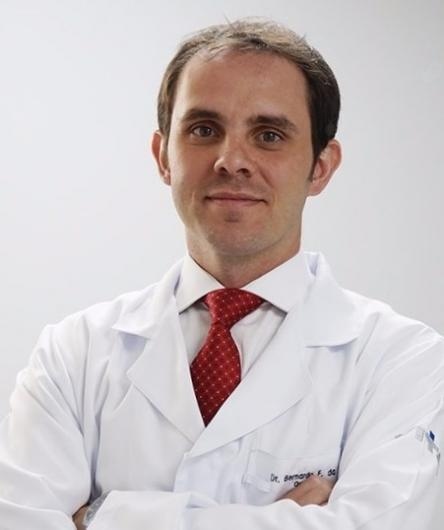 Dr. Bernardo Ferreira