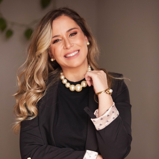Dra. Kelly Placidino