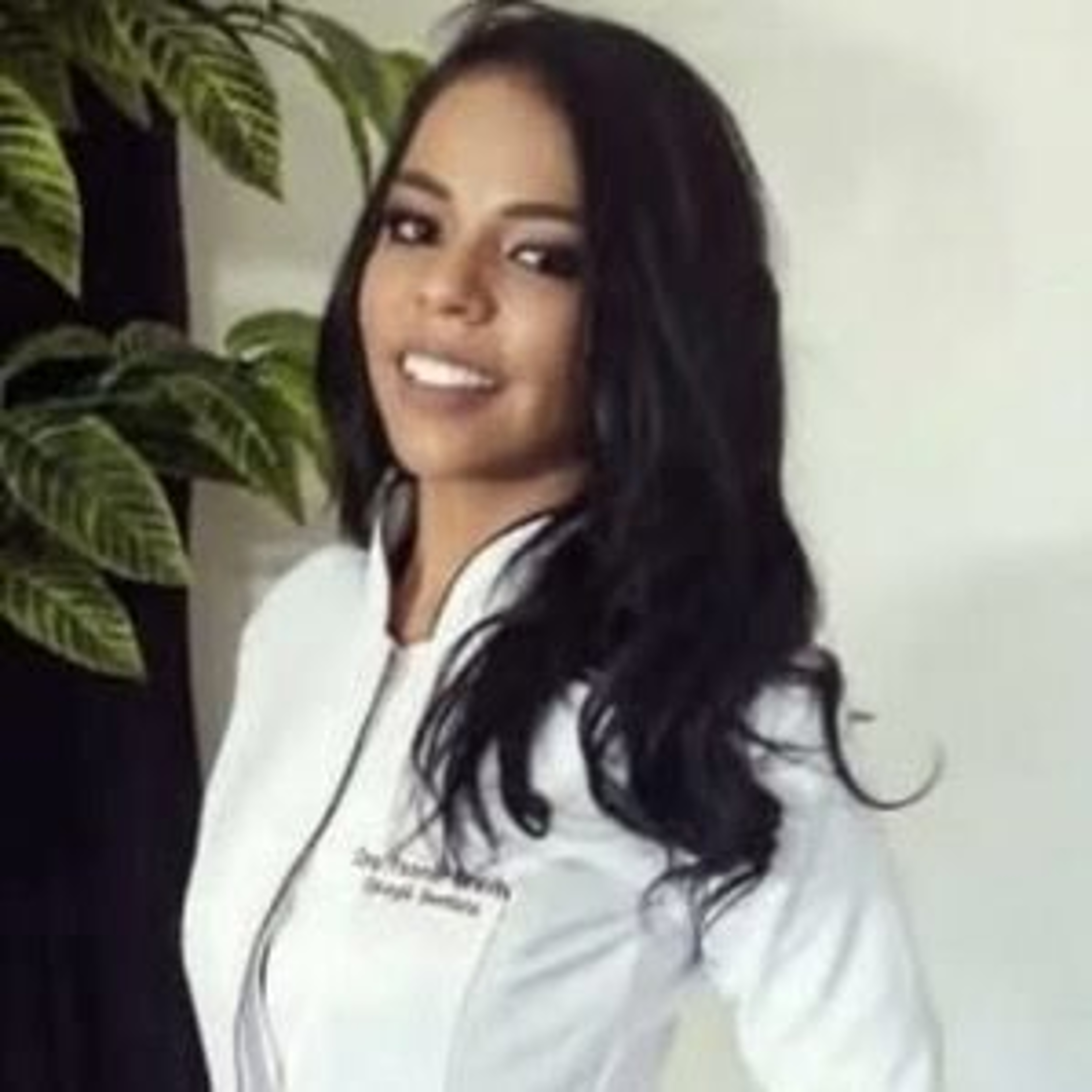 Dra. Yasmin Bravin