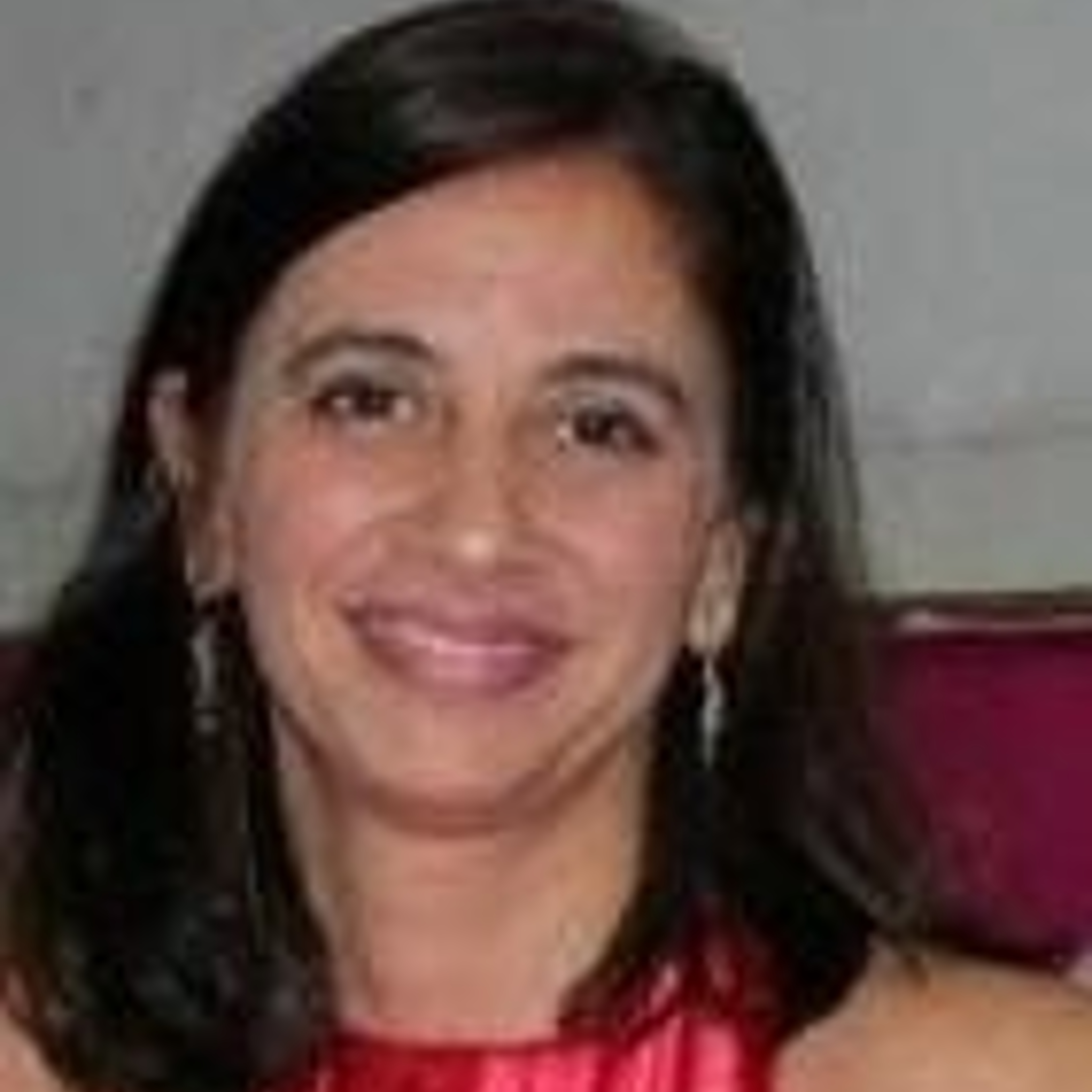 Dra. Karla Correia